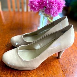Nude Pumps - NWOT